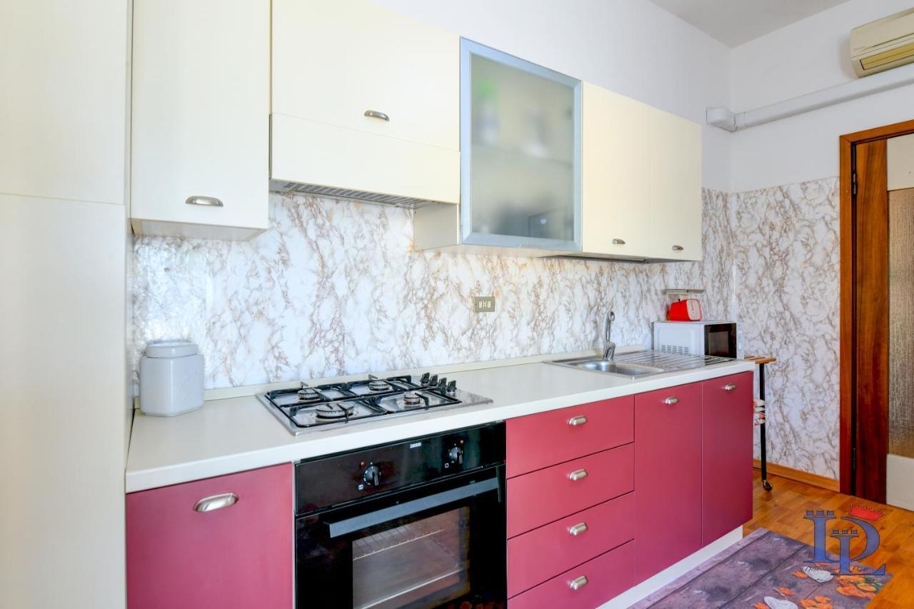 Desenzanoloft Official Partner Marriott Homes & Villas - The Sunflower Front Lake Ντεζεντσάνο ντελ Γκάρντα Εξωτερικό φωτογραφία