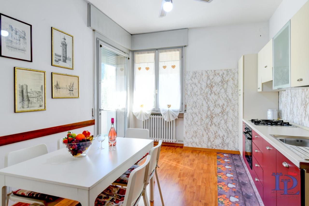 Desenzanoloft Official Partner Marriott Homes & Villas - The Sunflower Front Lake Ντεζεντσάνο ντελ Γκάρντα Εξωτερικό φωτογραφία